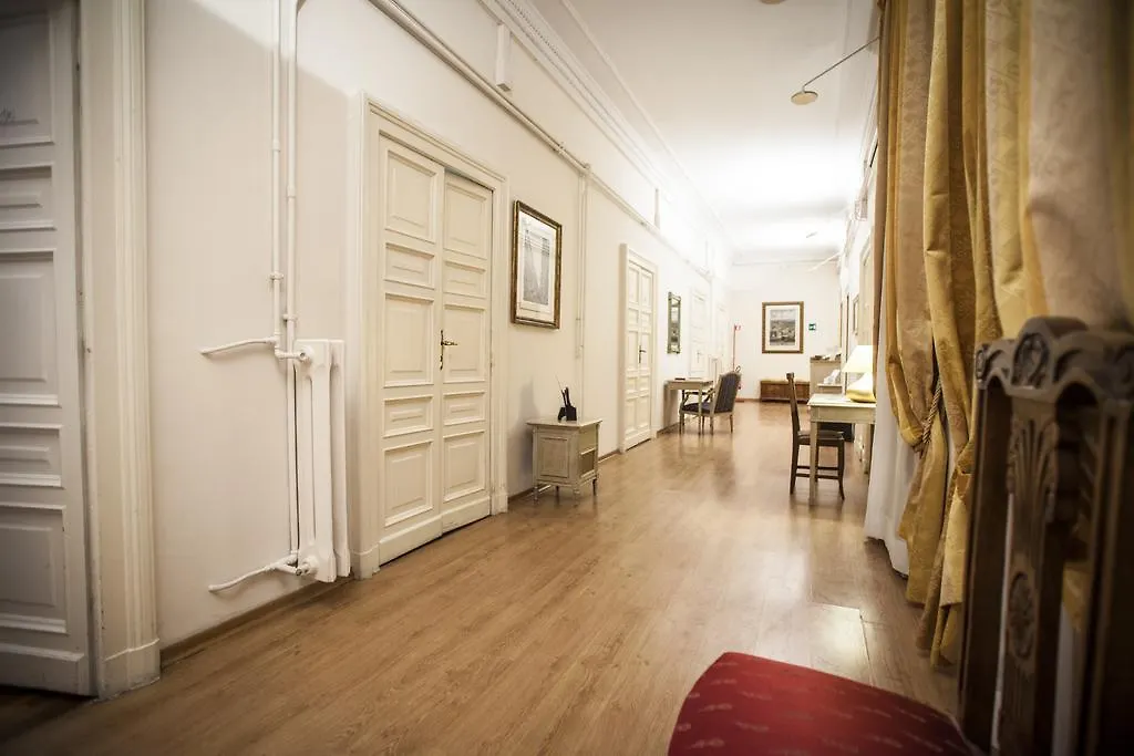 Hotel Adler-1