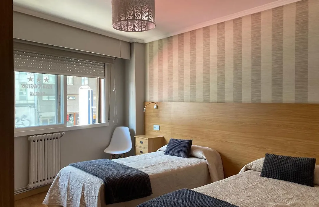 Hostal Crisol X Liste Station-1
