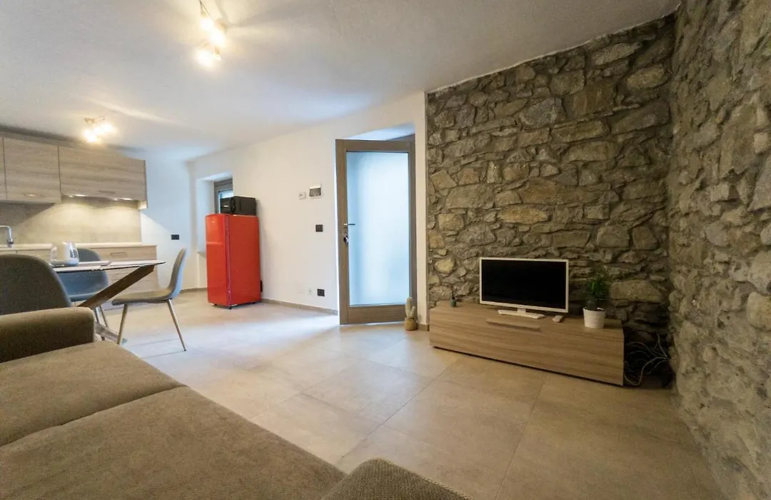 La Maison De Papagran Cir Charvensod-0007-1