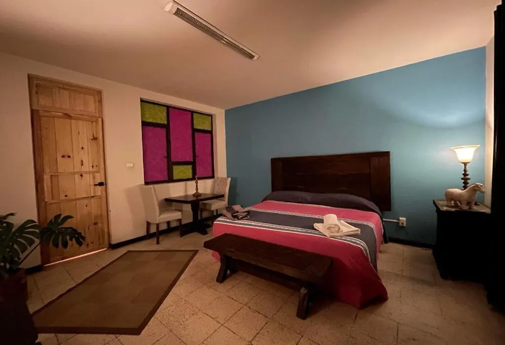 Vivir Bonito Hostal-1
