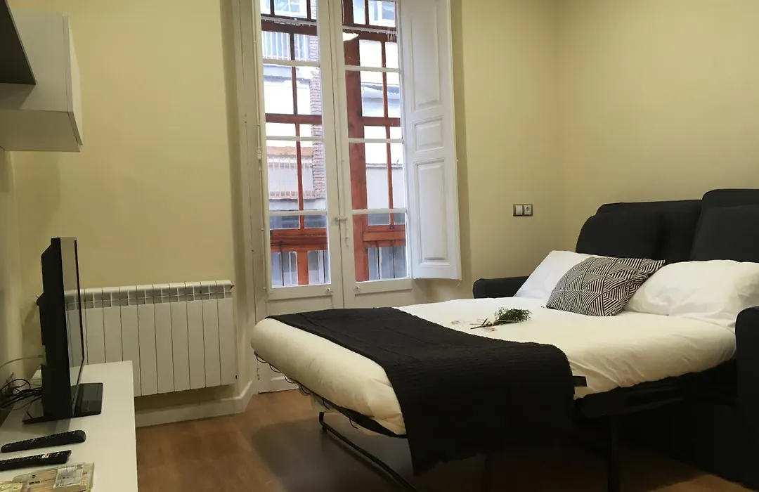 INSIDEHOME Valladolid Centro -Hab con baño privado en el centro y OPCION DE PARKING--1