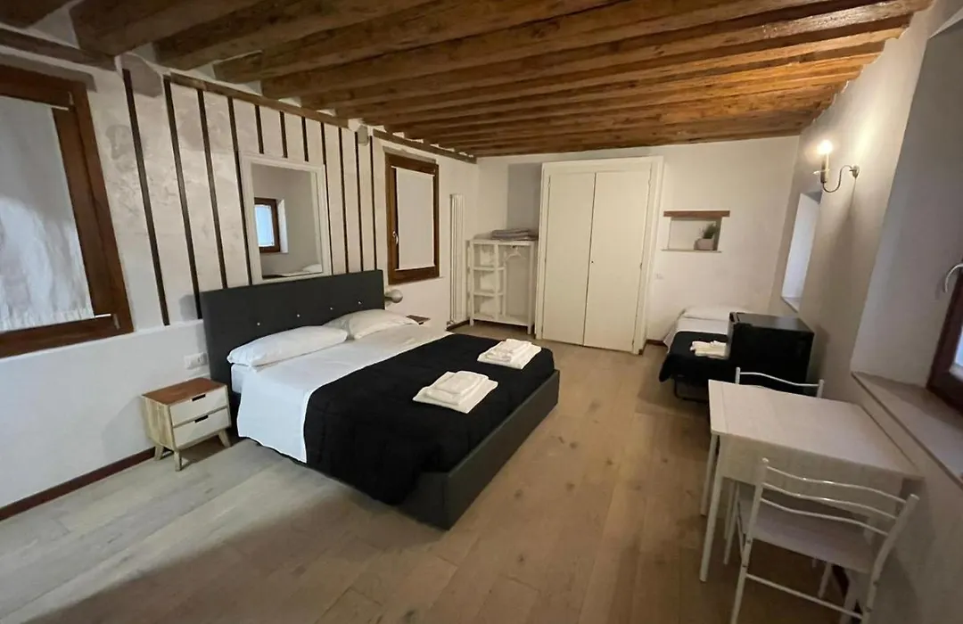 Dimora Blu Suite-1