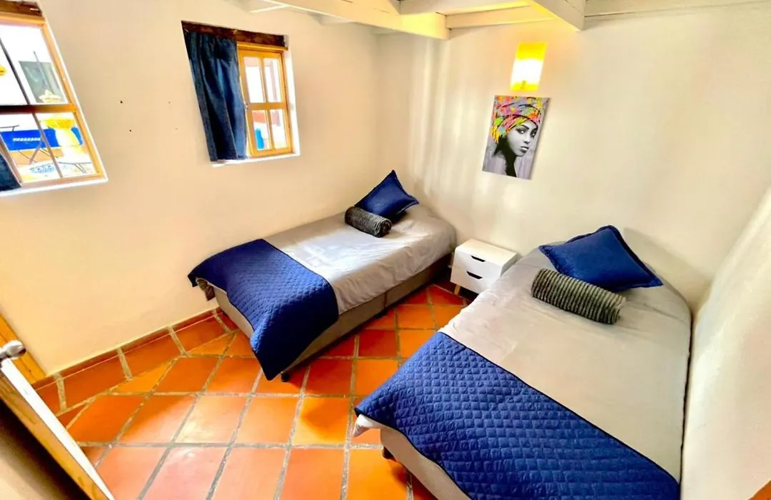 La Casa de las Plazas URBAN-1