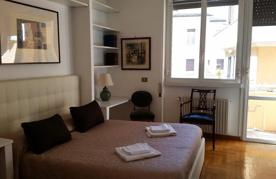 Vatican Mirum Apartment-1