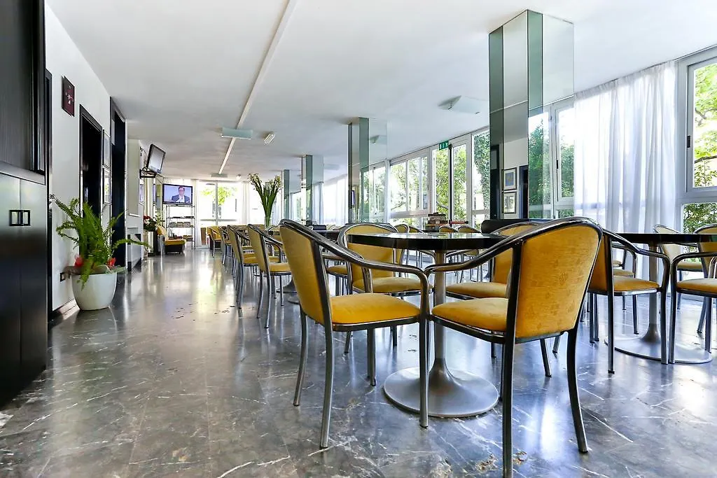 Hotel Rondinella-1