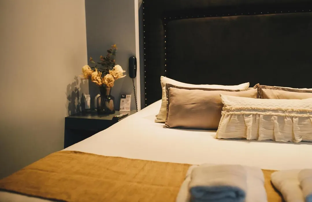 Lg Golden Suites-1
