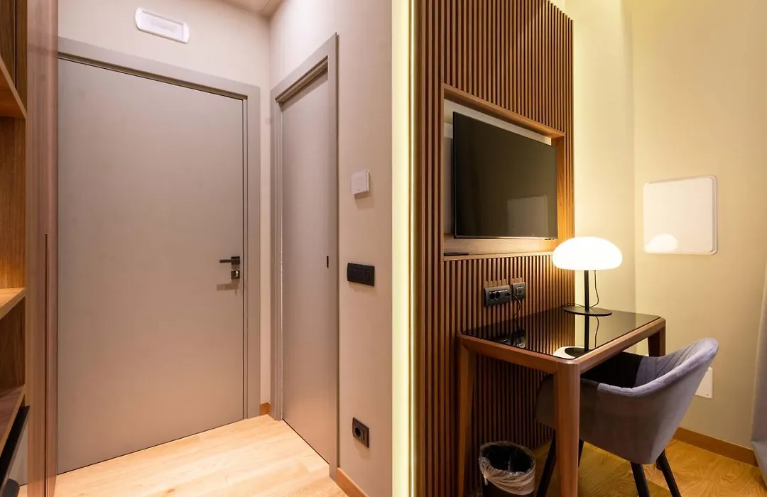 Elical Exclusive Private Suites-1