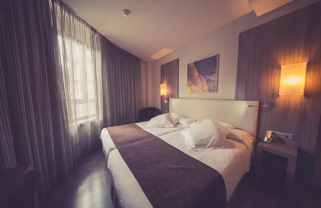 Hotel Aroi Ponferrada-1