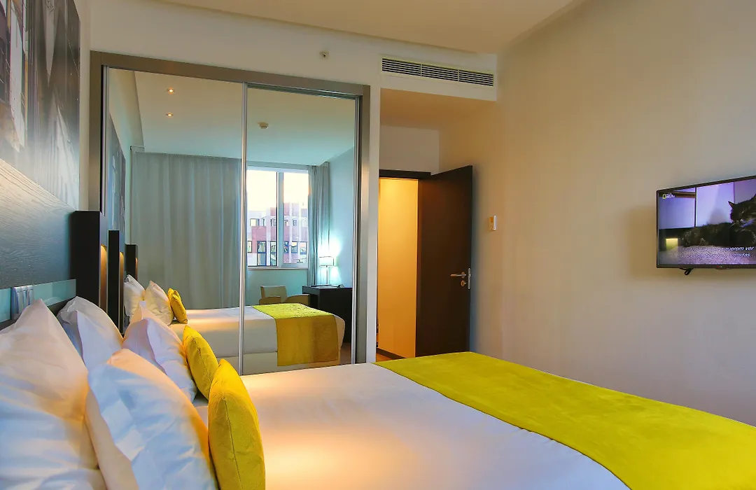 Jupiter Lisboa Hotel - Rooftop & Spa-1