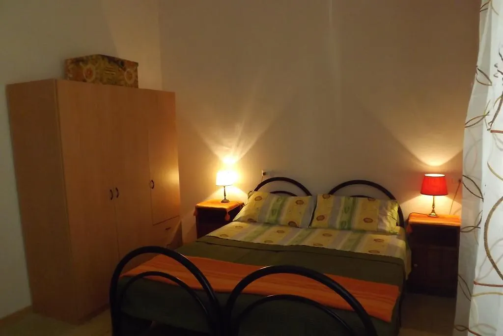 B&B Dei Filosofi Bed And Breakfast-1