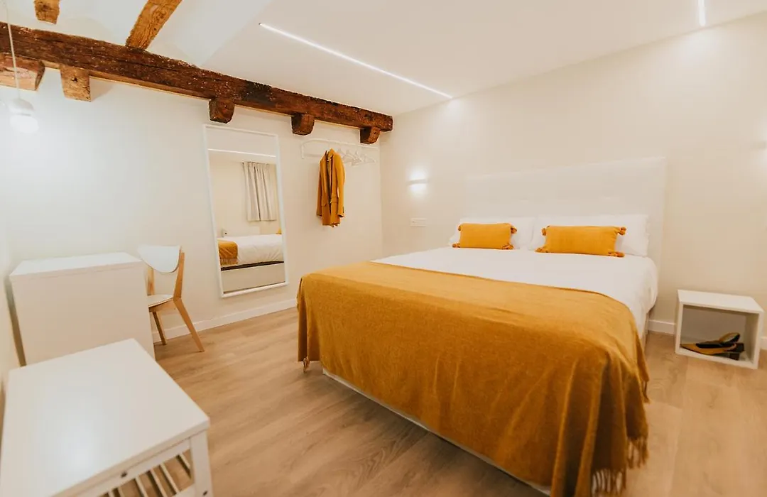 Burgosuites-1