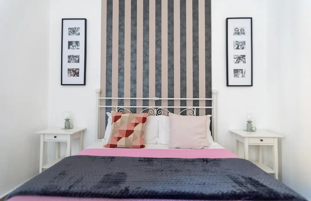 Zaira B&B-1