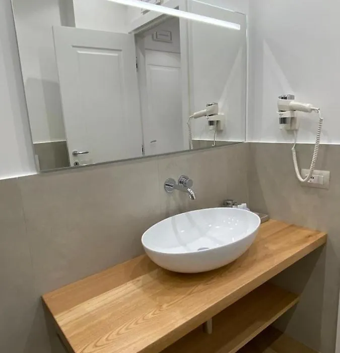 B&B MoMi Sorrento-1
