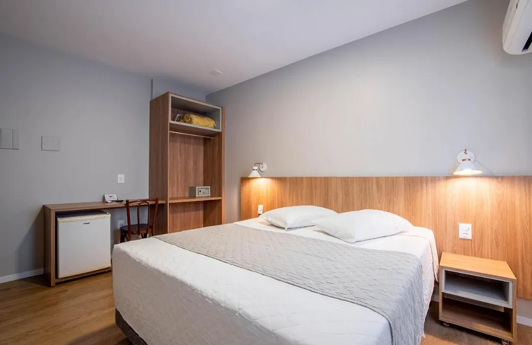Hotel Italia By Pires - Balneario Camboriu-1
