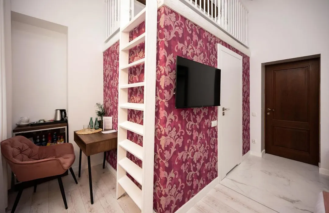 Hive Family House-1