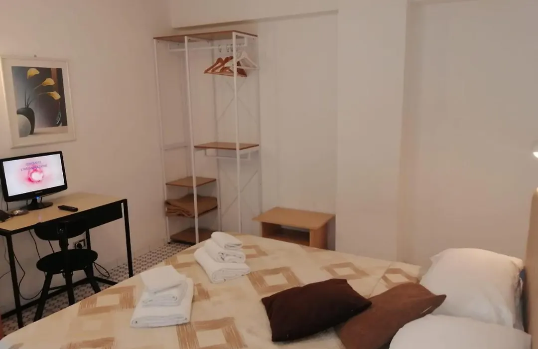 Camere e appartamenti con ingresso indipendente Hotel Le Terrazze-1
