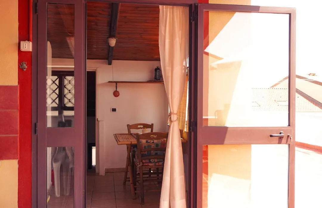 PM 12 Via Achille Grandi Guest House-1