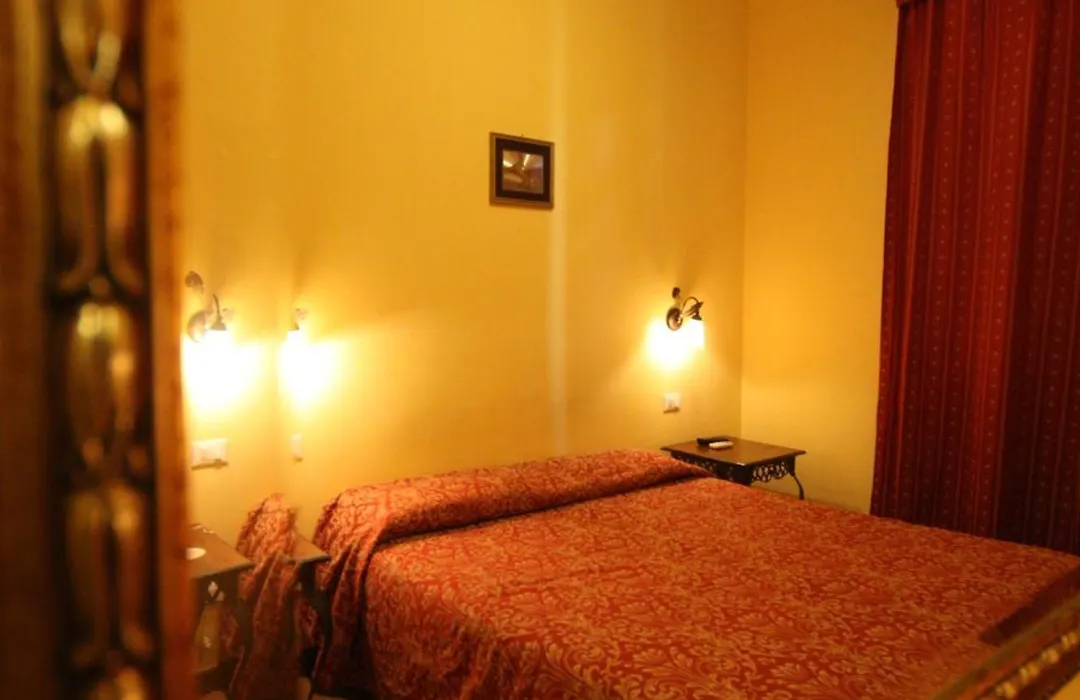 Hotel Cherubini-1