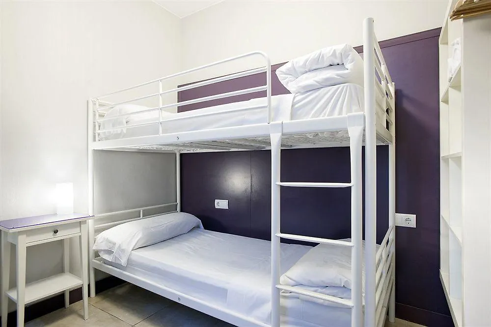 Ella Hostel Barcelona-1