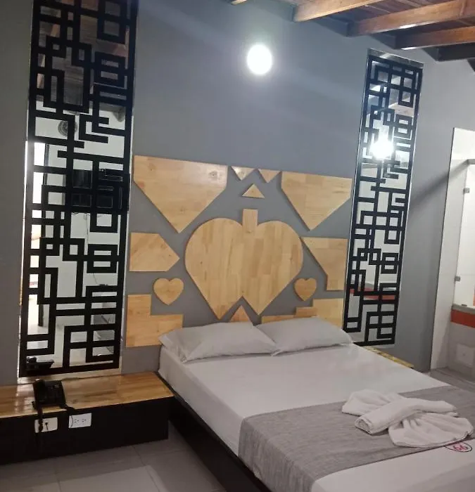 Hotel Lax 66-1