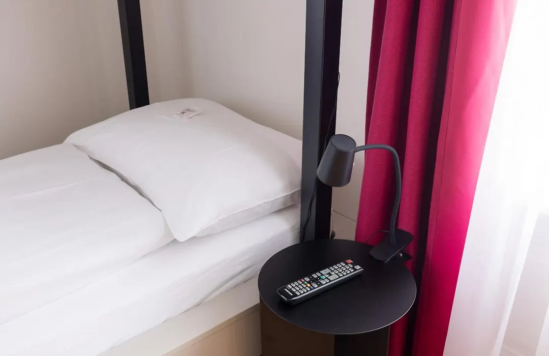 Fred Guest House Hauptbahnhof - Self Check-In-1
