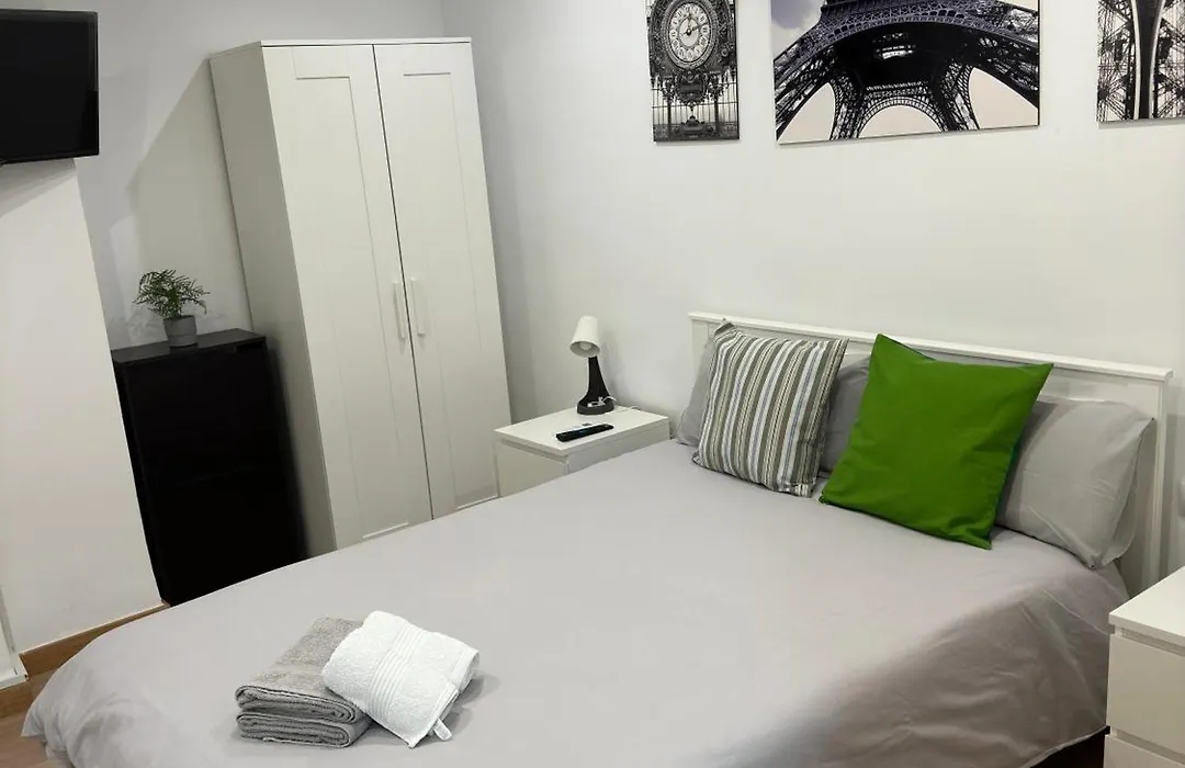 Manrique Rooms-1