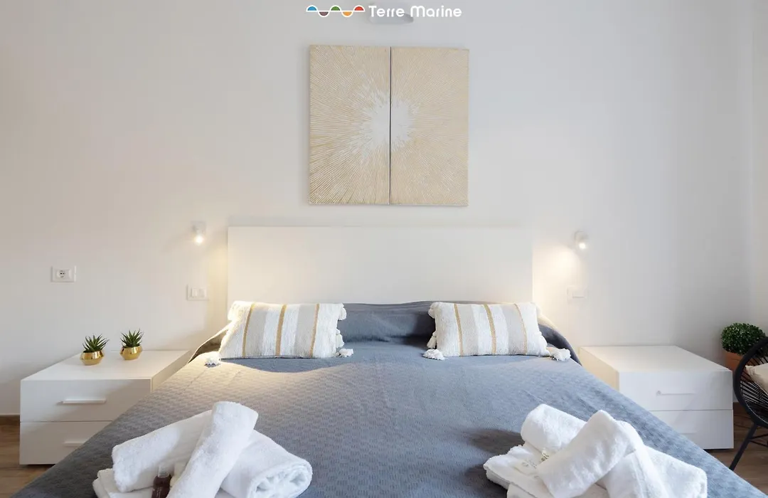 Midtown, Terre Marine-1