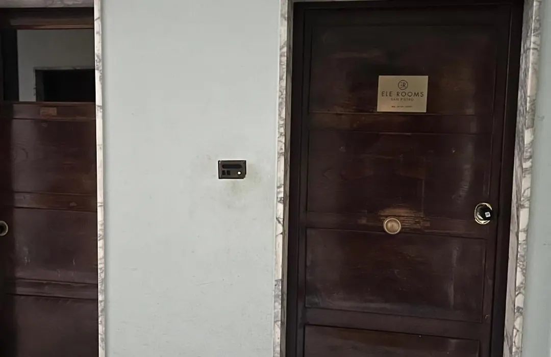 Ele Rooms San Pietro-1