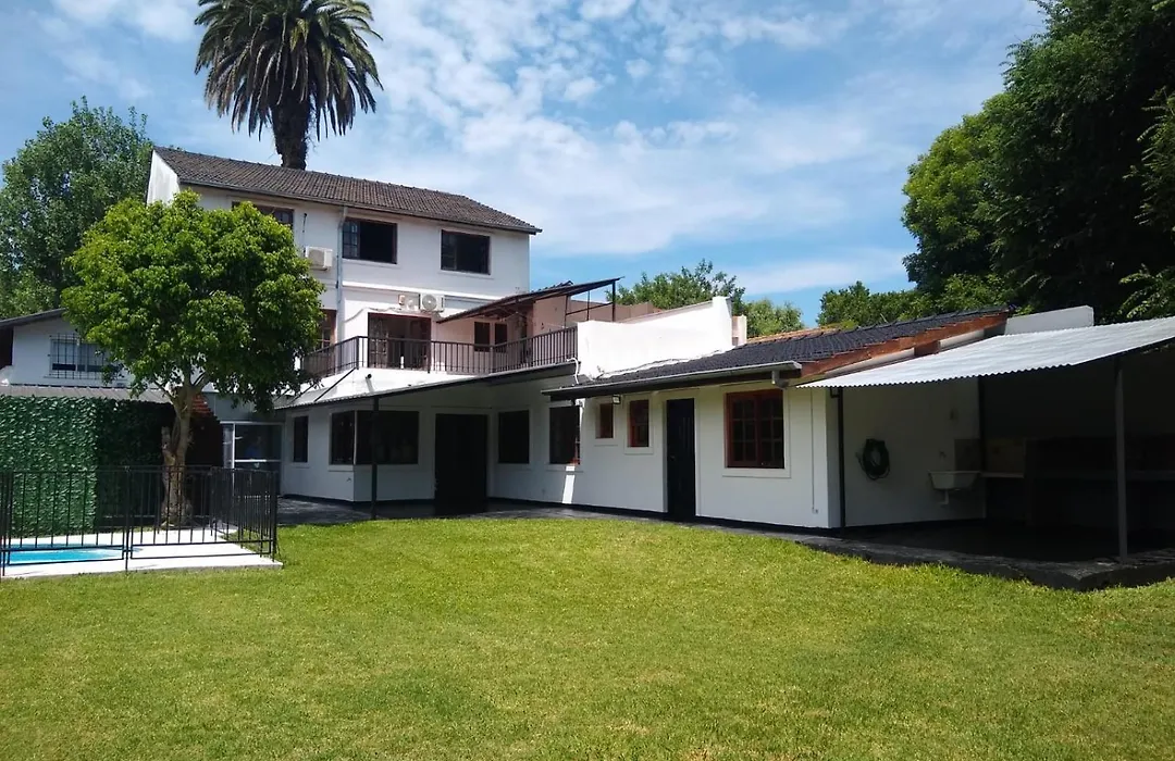 Casa Quinta Con Jardin y Parrilla Tigre Centro-1
