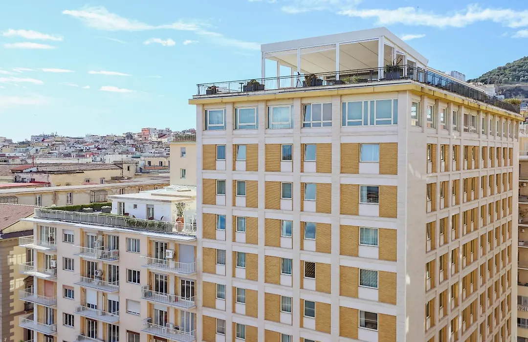 Neapolitan Skyscraper Suites-1