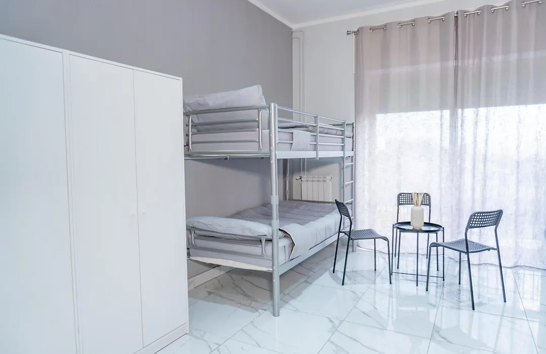 Hostel Partenope-1
