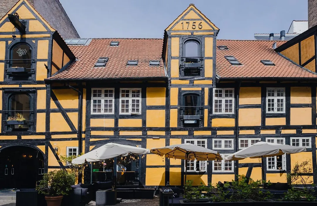 Capsule Hotel Nyhavn63-1