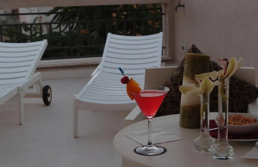 Ucciardhome Hotel-1