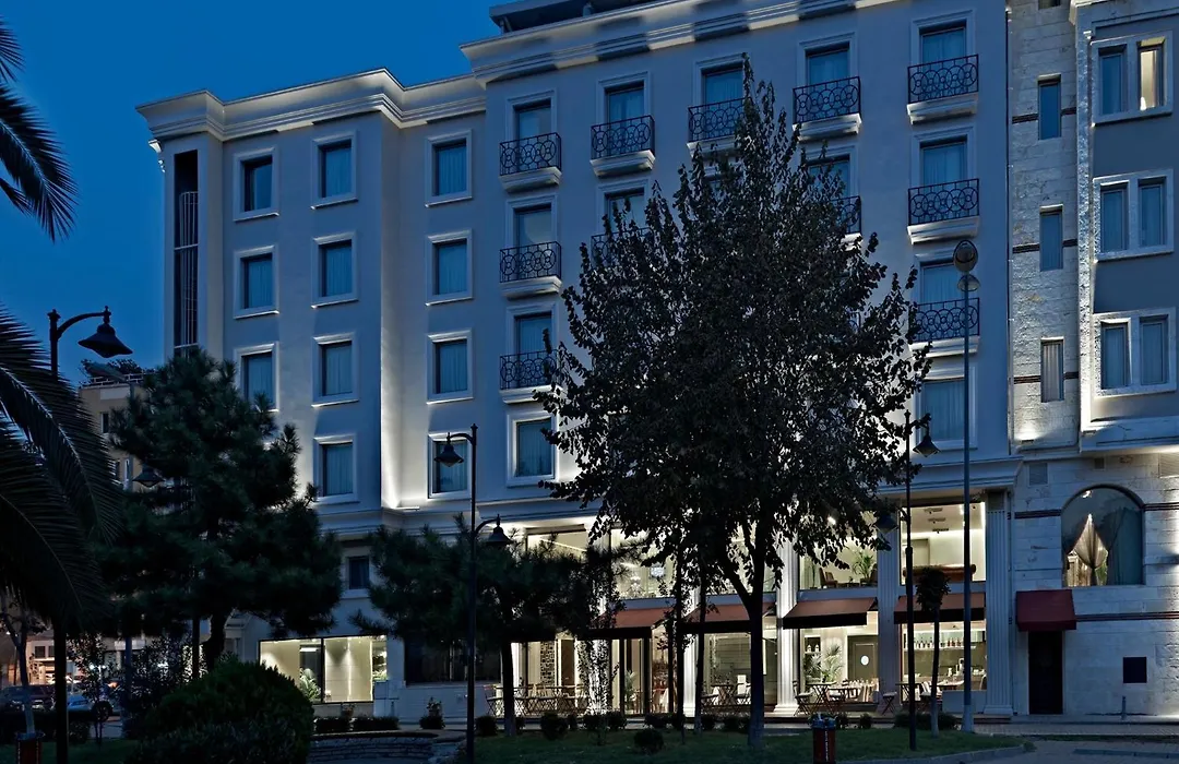 Ramada By Wyndham Istanbul Grand Bazaar-1