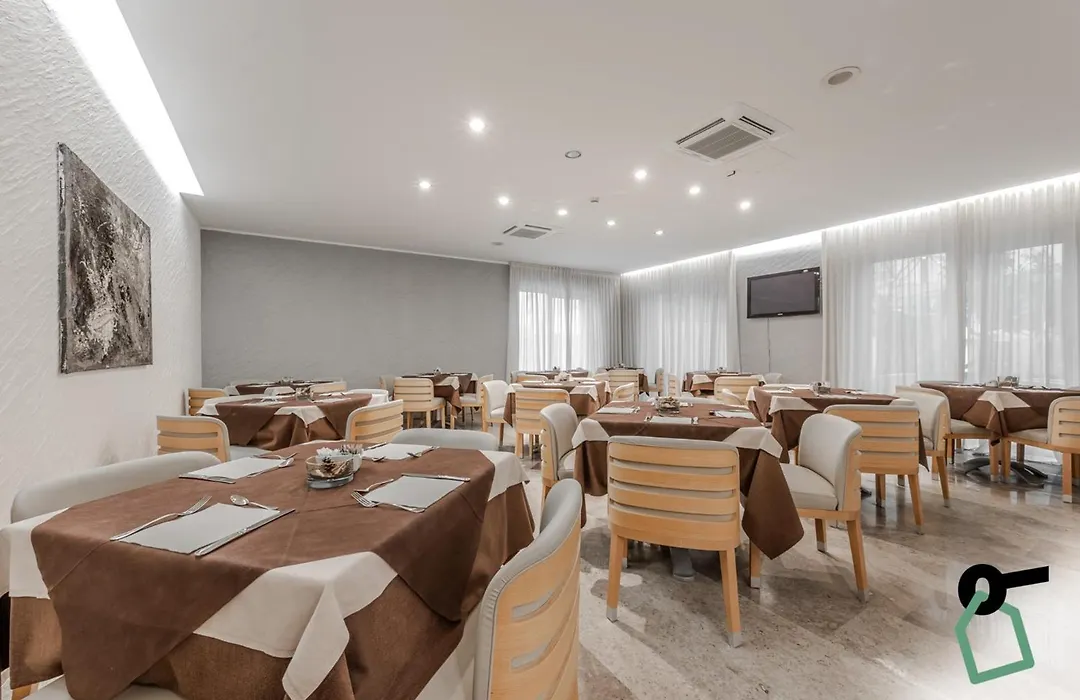 HOTIDAY Hotel Milano Marittima-1