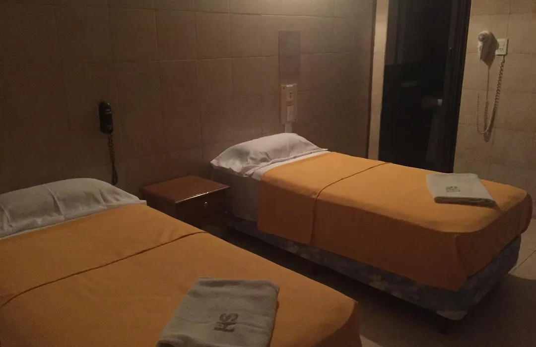 Hotel Suipacha-1