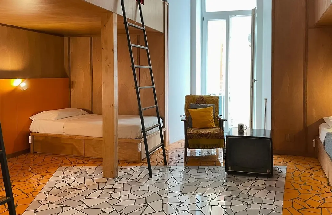 Nap Hostel Spaccanapoli-1