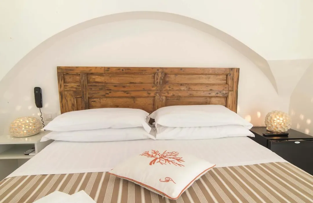 B&B Finestra Sul Mare-1