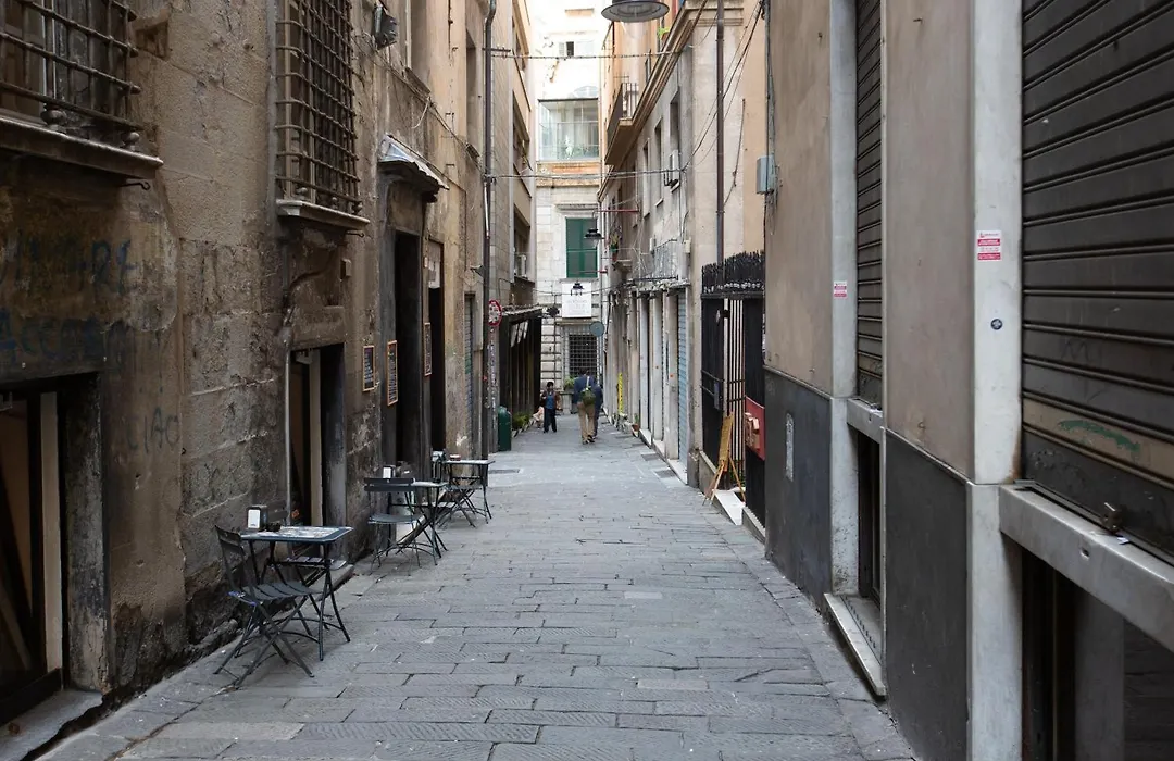 Le Caravelle Centro Storico Genova-1