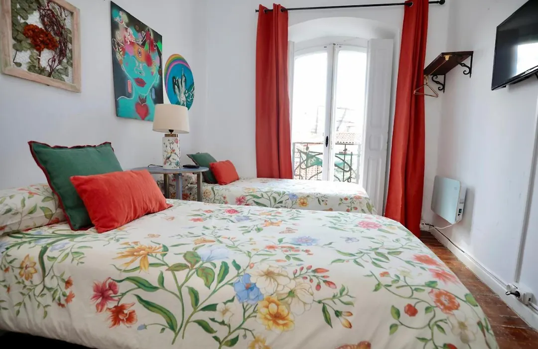 Theplacetobe B&B-1