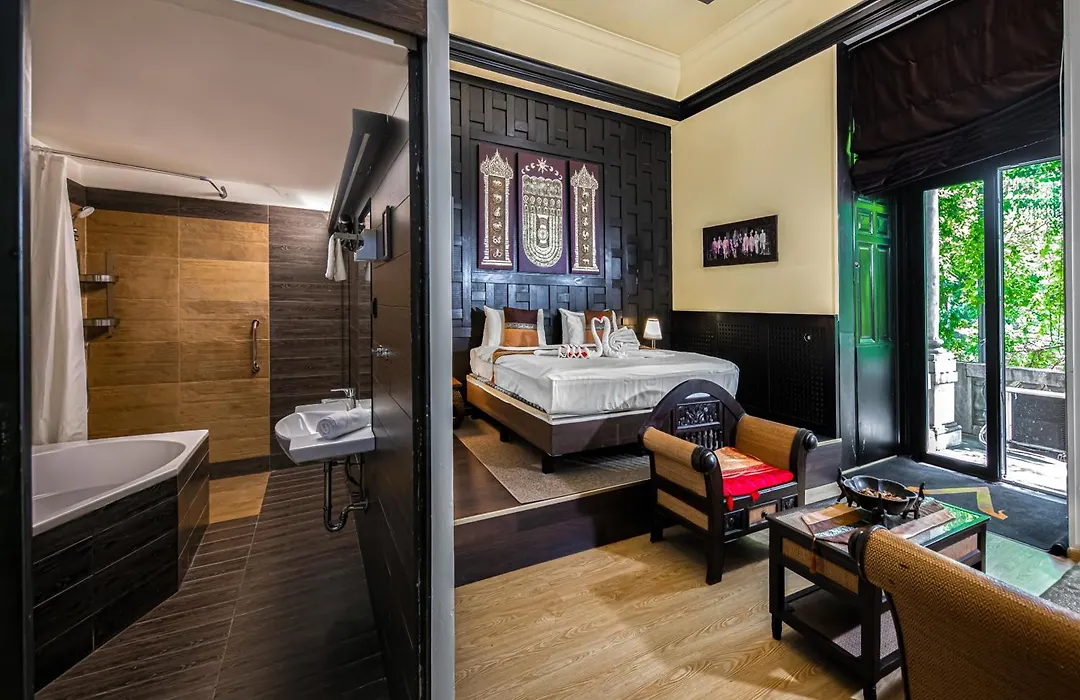 Andrassy Thai Hotel-1