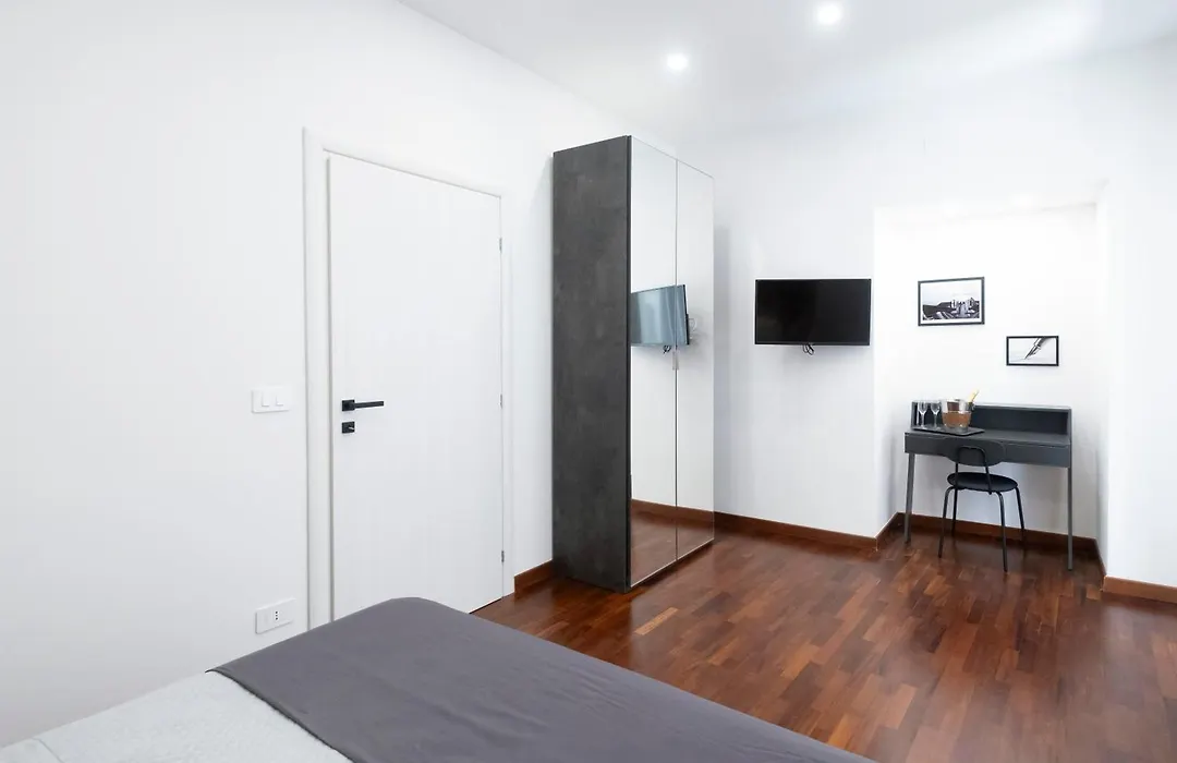 Napoli Factory Guest House-1