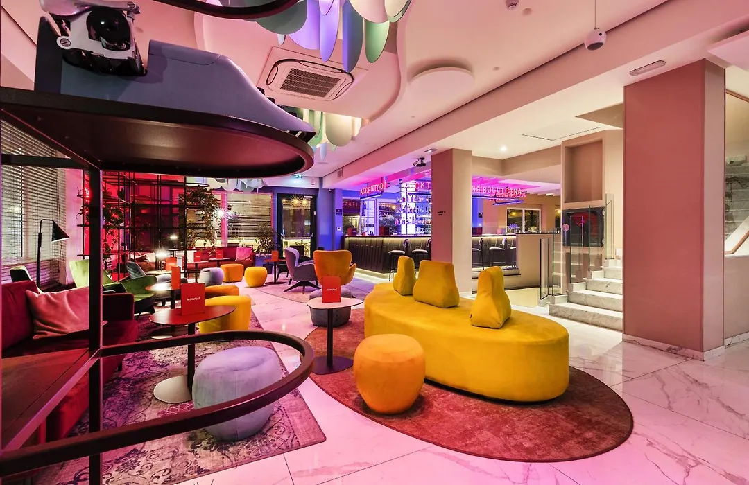 Adesso Hotel-1