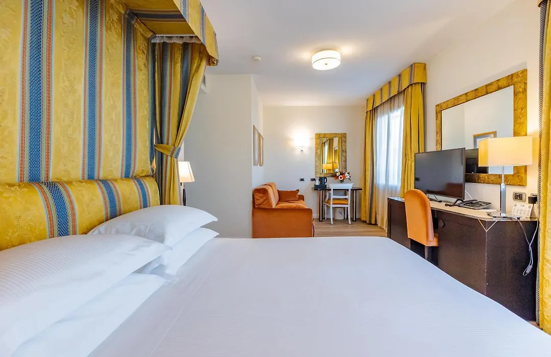 Fh55 Med Executive Hotel-1