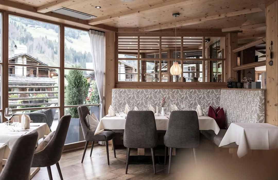 Post Alpina - Family Chalets Dolomites-1
