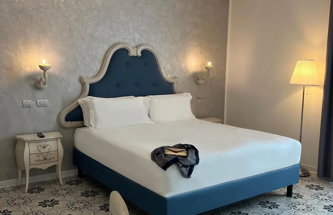 Plaza Boutique Hotel - Tropea-1