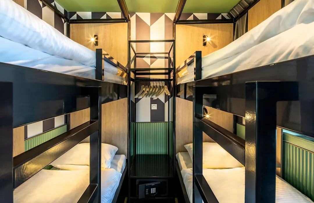 Tourist Inn Hotel Amsterdam-1
