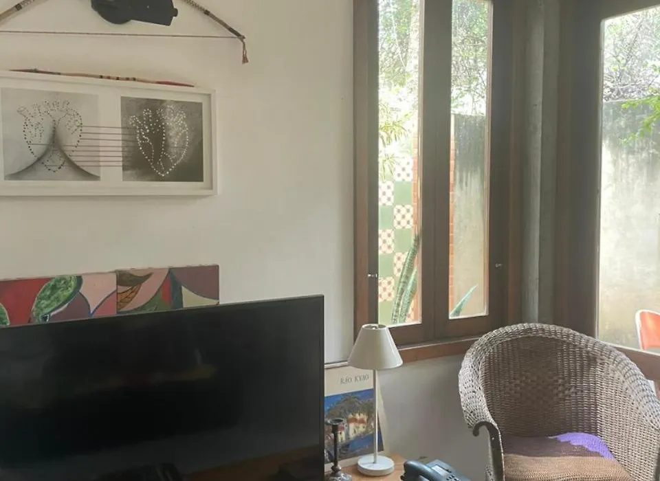 casa charmosa e com área externa-1