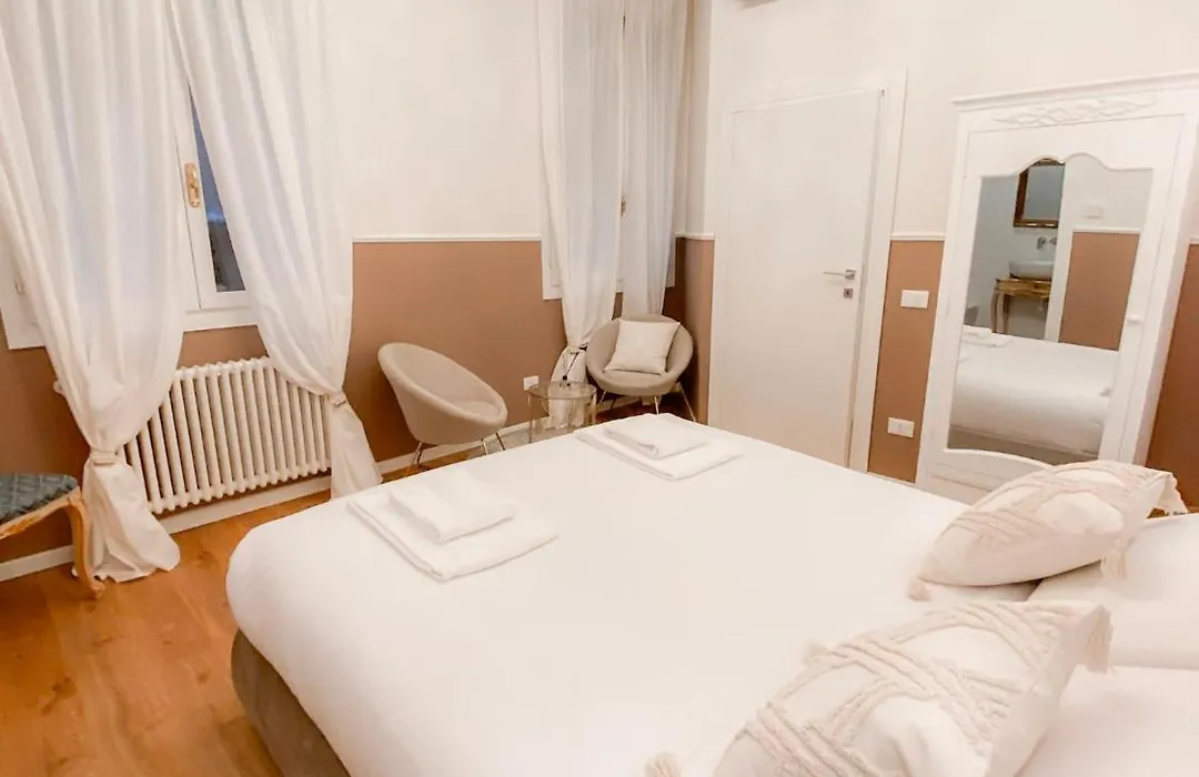 San Polo Luxury Suites In Venice-1