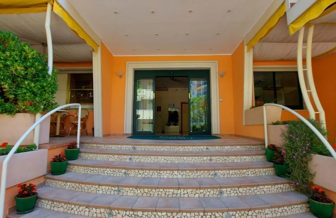 Hotel Joli-1